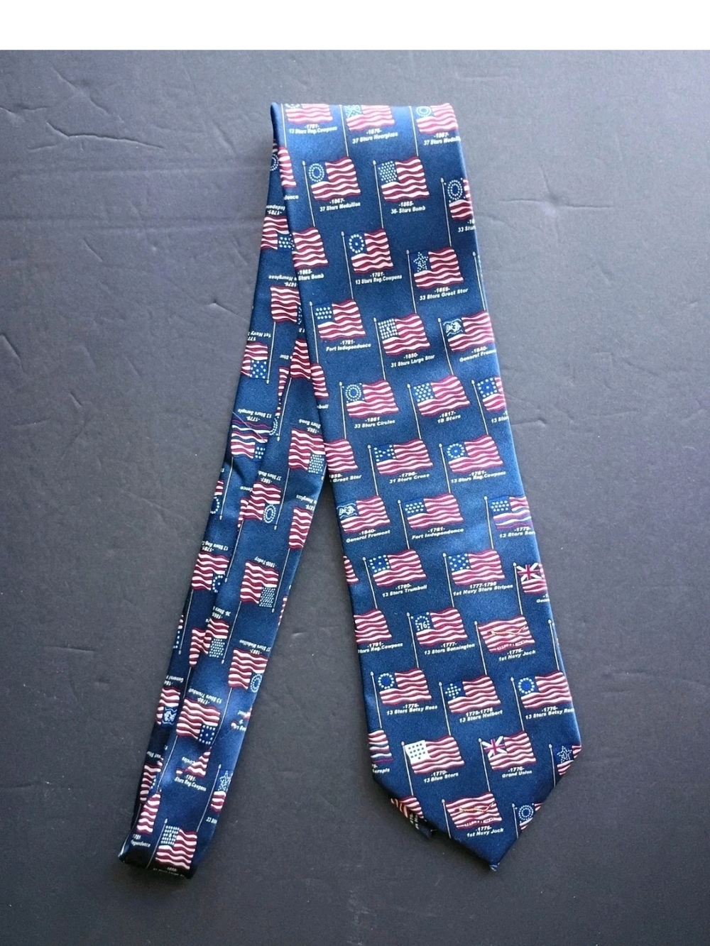 Museum Artifacts Silk Tie Flags of American Heritage USA Patriotic Handmade Y2